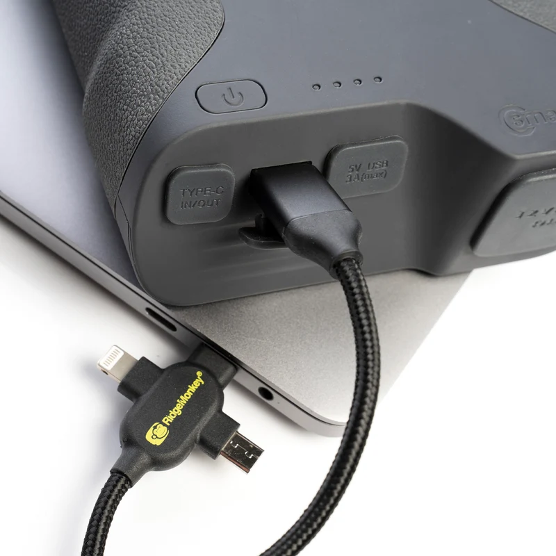 Vault USB-A auf Multi-Out-Kabel 1 m/2 m