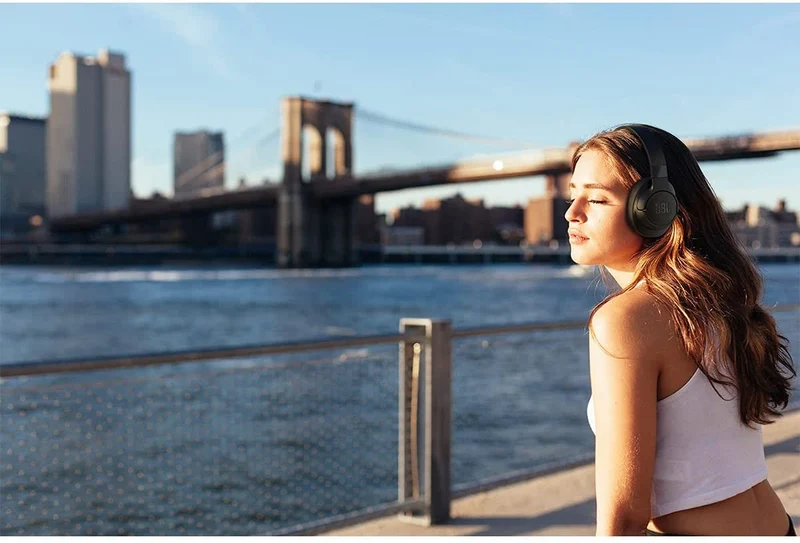 JBL Tune 760NC - Lightweight, Foldable Over-Ear Wireless Headphones with Active Noise Cancellation