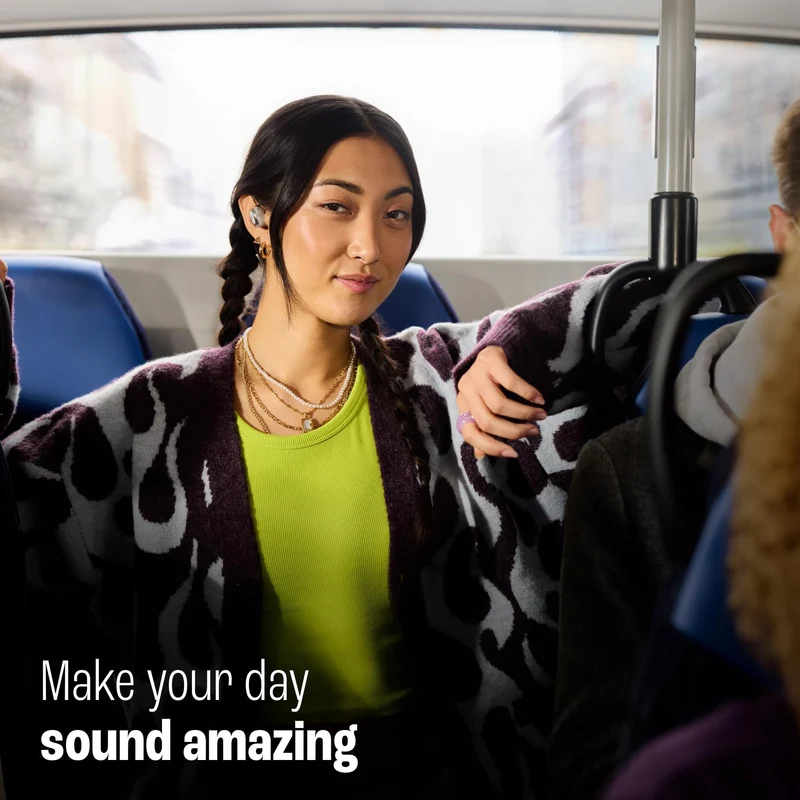 JBL Live Buds 3 - True Wireless Noise-Cancelling Bud-Type Earbuds, 40Hrs Total Playback, Wireless Charging, 6 Mics for Perfect Calls, Multi-Point Connection, IP55 Waterproof and dustproof (Renewed)