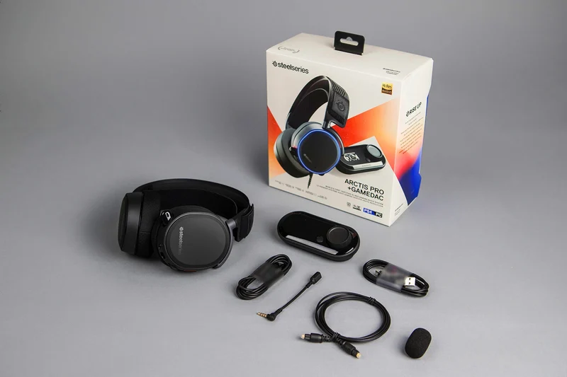 SteelSeries Arctis Pro + GameDAC Gaming Headset - Certified Hi-Res Audio System for PS4 and PC (Renewed)