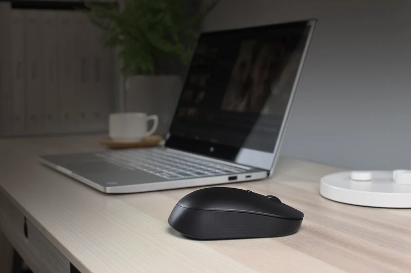 Xiaomi Mi Dual Mode Wireless Mouse Silent Edition