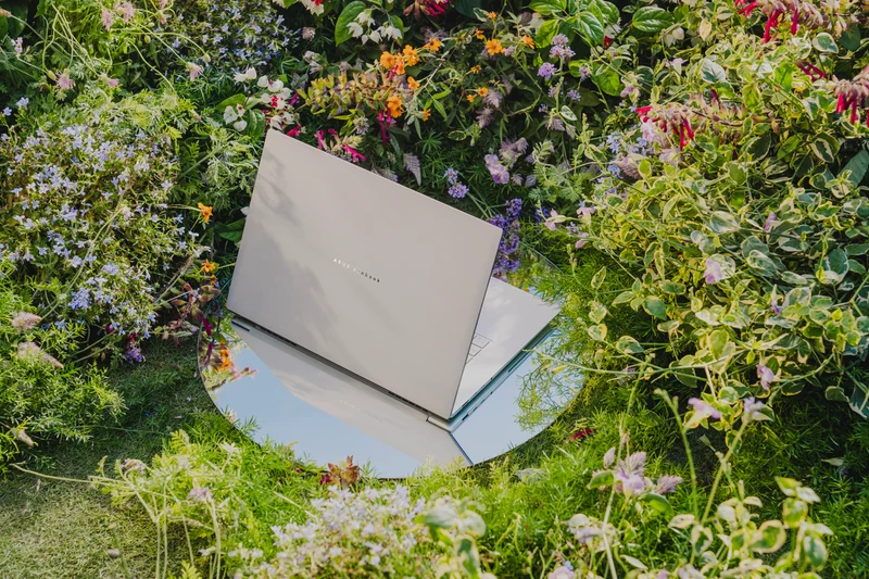 Asus Zenbook 16" OLED Ryzen 9 AI 32GB 1TB Laptop
