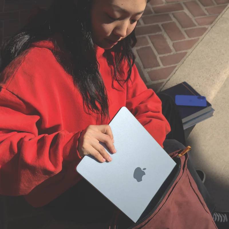 Apple MacBook Air 13" M4 chip 24GB 512GB - Starlight