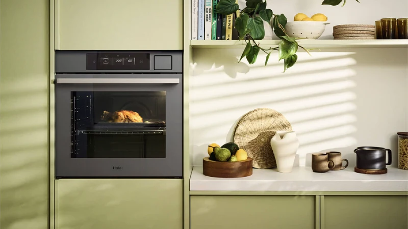 Haier 600 Series 60cm Built In Oven, Grey, 16 Function, Self Cleaning, Airfry, Steam Assist Plus