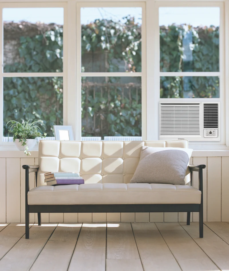 Westinghouse C3.9 kW, H3.6 kW Reverse Cycle Box Aircon W/ LCD Remote