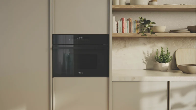 Haier 500 Series 60cm Built in Companion, 11 Function, Microwave + Convection, Black