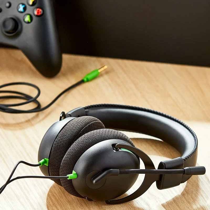 ONN Wired Gaming Headset | 40mm Drivers | Flip-to-Mute Mic | Gold-Plated 3.5mm Plug