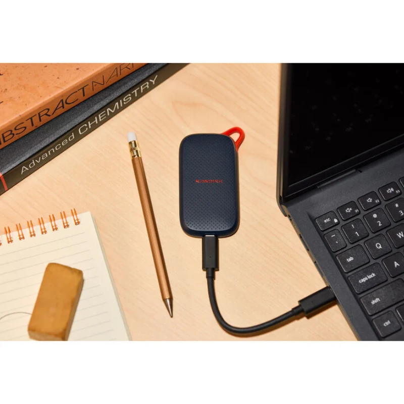 محرك أقراص صلبة سانديسك بورتابل SSD ‏(V3) - سعة 1 تيرابايت / سرعة تصل إلى 1000 ميجابايت/ثانية / يو إس بي C 3.2 الجيل 2