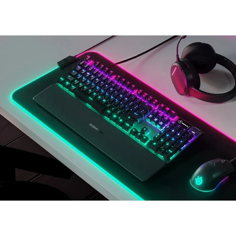 سماعة رأس ألعاب ريدراجون H350 باندورا RGB سلكية سوداء + وسادة ماوس ألعاب هايبر إكس بالس فاير مات بحجم متوسط + ماوس ألعاب هايبر إكس بالس فاير هيست 2 ميني لاسلكي + لوحة مفاتيح ألعاب ستيل سيريز أبيكس 5 ميكانيكية هجينة، باللون الأسود، عرض باقة