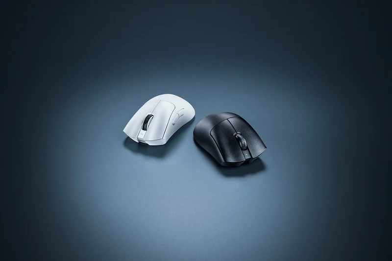 Razer DeathAdder V3 Pro Ultra-Lightweight Wireless/Wired Ergonomic Esports Mouse -White