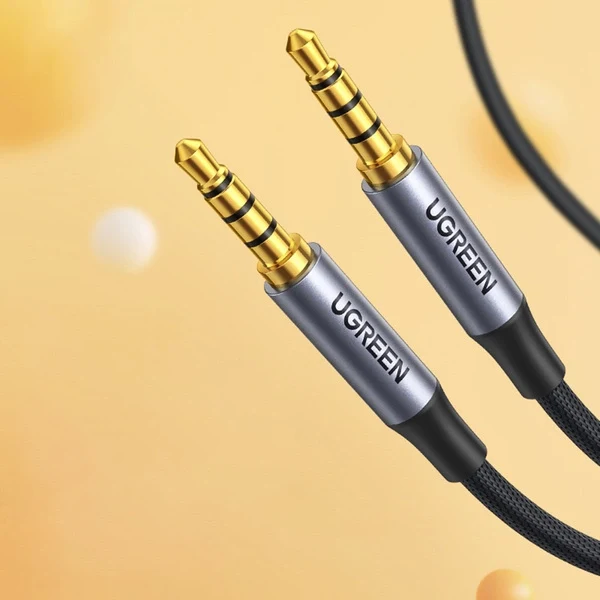 UGREEN 3.5mm 4-Pole M/M Audio Cable Alu Case - 3 Meter / Black