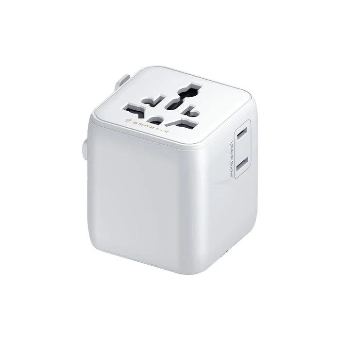 محول سفر دولي سمارتكس بريميوم 2 في 1 - USB-A / USB-C / أبيض
