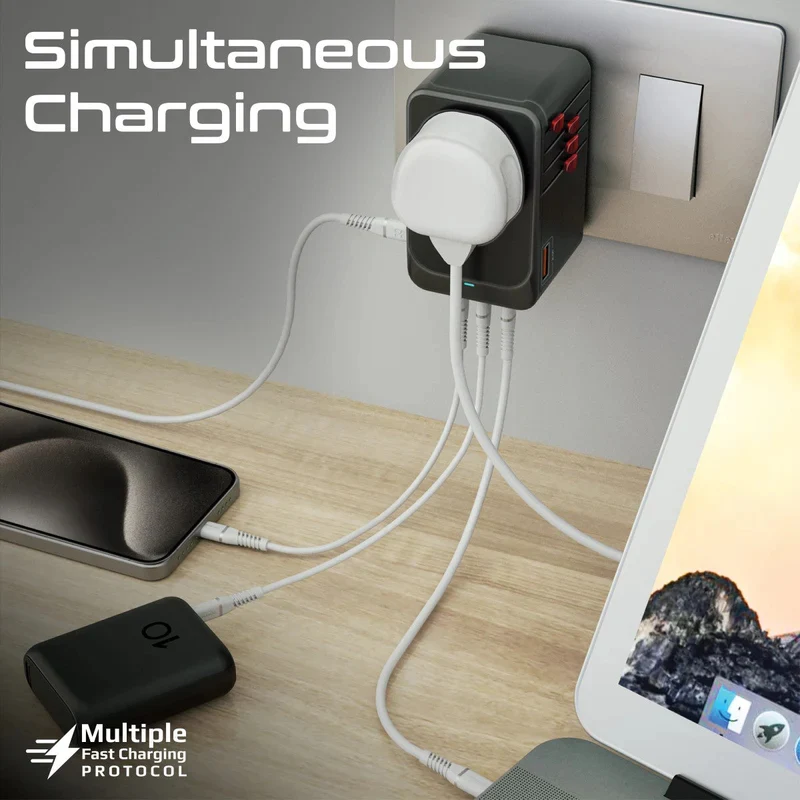 محول سفر متعدد المنافذ بروميت TripMate-GaN100 بتقنية GaNFast - 100 واط / USB-C / USB-A / أسود