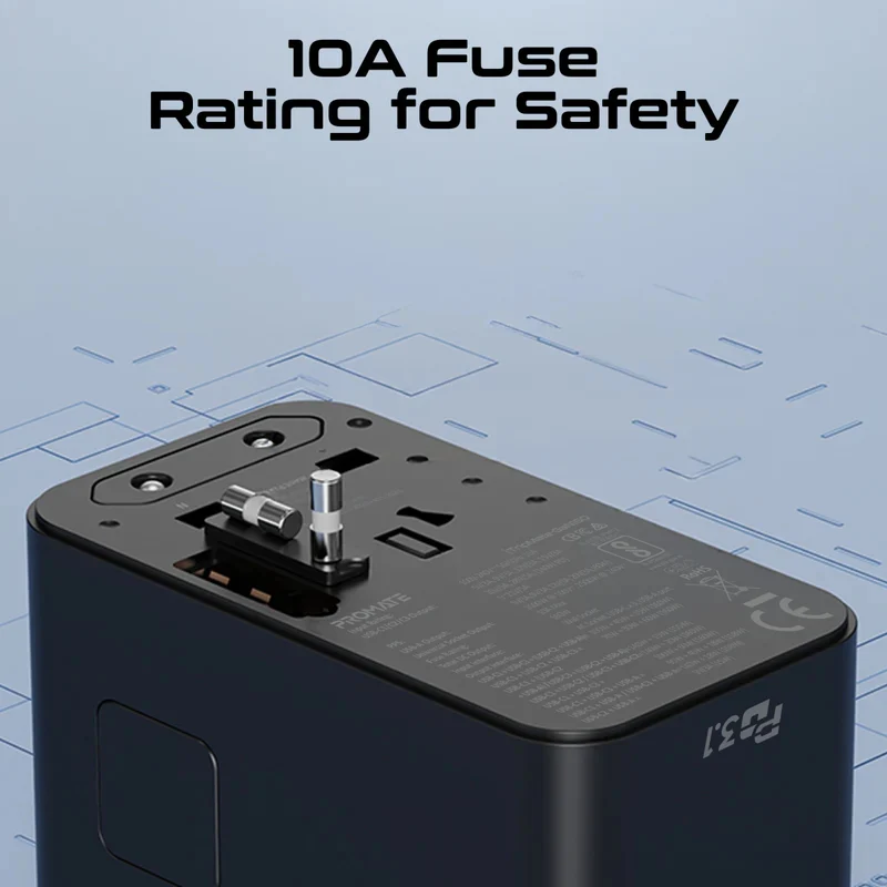 محول سفر عالمي بروميت تريب ميت-GaN160 بتقنية GaNFast - 160 واط / USB-C / USB-A / أسود
