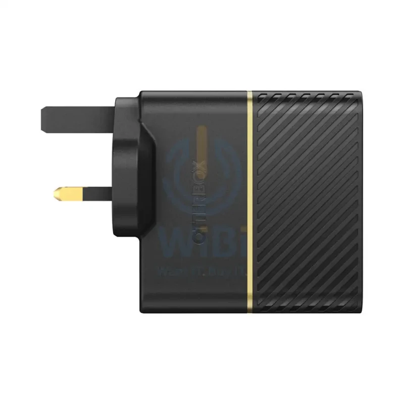 شاحن حائط أوتربوكس بقابس بريطاني وقدرة 50 واط - منفذ USB-C واحد بقدرة 30 واط + منفذ USB-C واحد بقدرة 20 واط بتقنية USB-PD - أسود