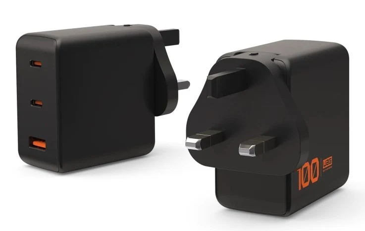 UAG Wall Charger SRGE 100W 3Port WW - Black