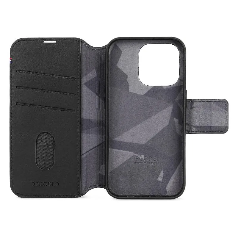 Decoded Leather Detachable Wallet Magsafe Case - Apple iPhone 15 Pro / Black