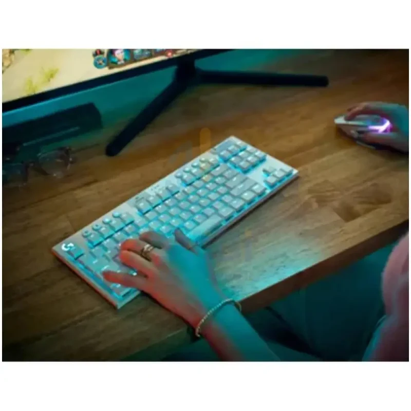 لوحة مفاتيح ألعاب ميكانيكية لوجيتك G915 X لايت سبيد TKL - لاسلكية / RGB / مفاتيح ذات استجابة لمسية / أبيض