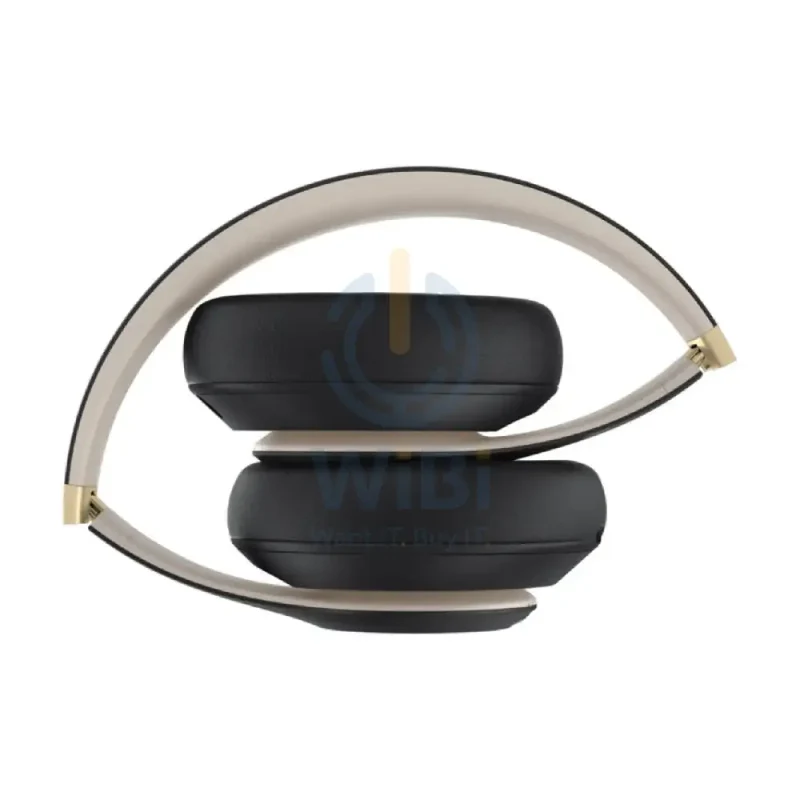 Beats Studio Pro Wireless Headphone - Over-Ear / Black & Gold