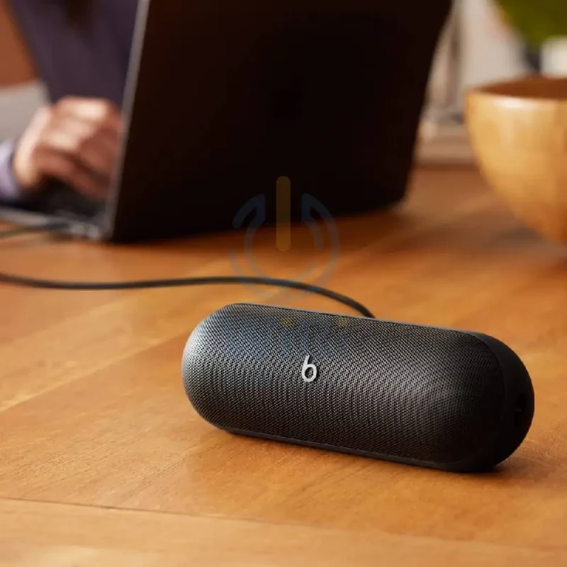Beats Pill Wireless Bluetooth Speaker - Black