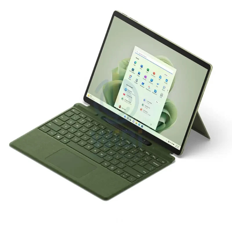 Microsoft Surface Pro 9 - 13.0" / i5 / 8GB / 256GB SSD / Win 11 Pro / Forest / Business Edition + Microsoft Surface Pro Keyboard - Magnetic / Arabic/English / Black - Keyboard