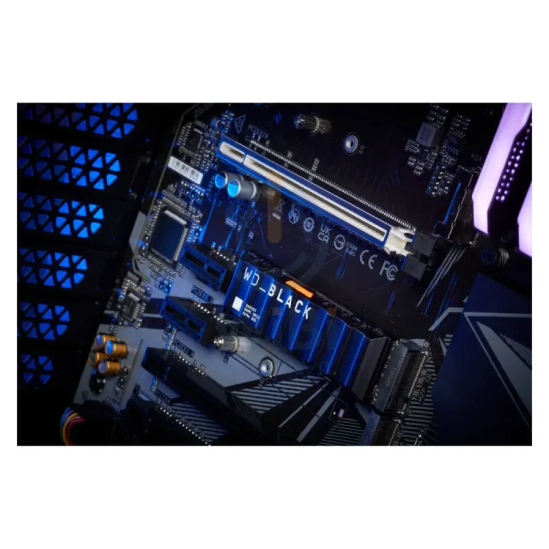 WD Black SN850X NVMe SSD with Heatsink - 1TB / M.2 2280 / Up to 7300MB/s / PCIe 4 x4 - SSD (Solid State Drive)