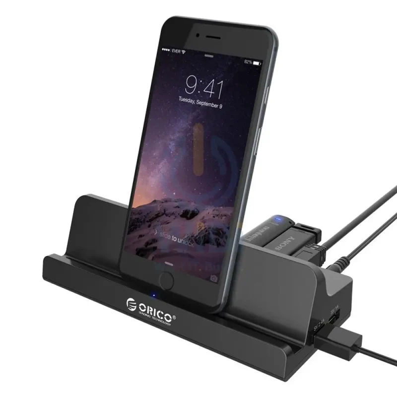 قاعدة وسائط مكتبية أوريكو، USB 3.0، باللون الأسود