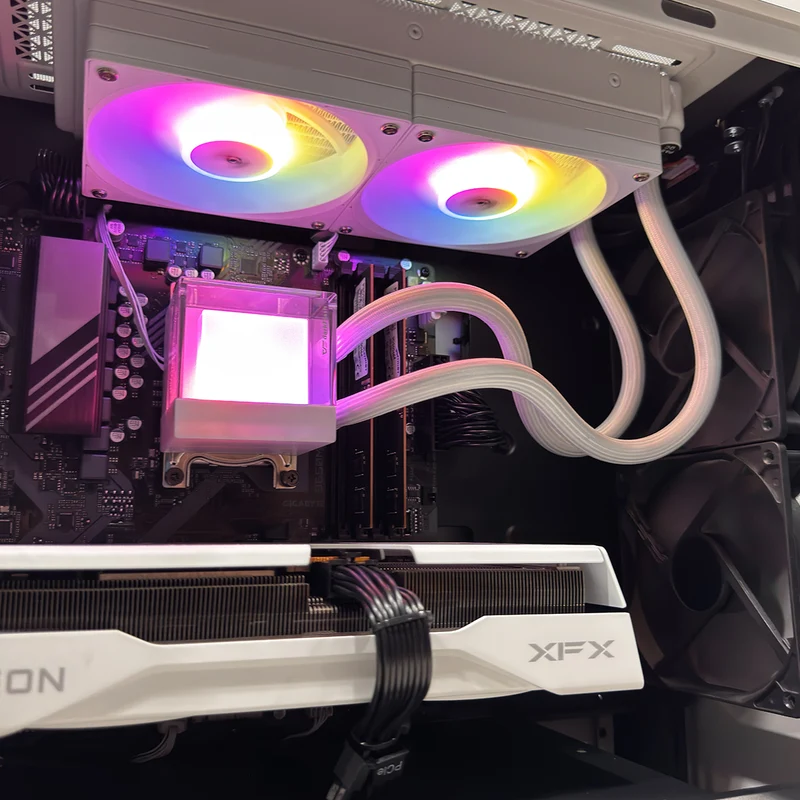 Aurora Macube110 White Desktop Gaming PC | AMD Ryzen 7 8700F | 16GB (2x8GB) RAM | 1TB SSD | RX 9060 XT | Windows 11 Pro