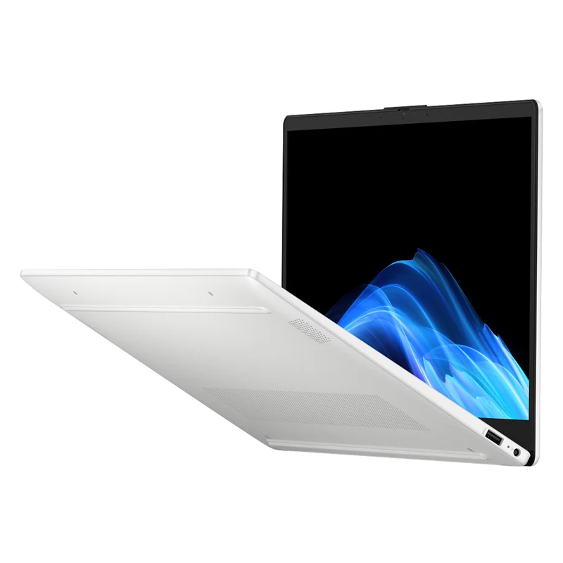 HP OmniBook 3 15-fn0046AU Laptop Next Gen AI (Glacier Silver) | 15.6" FHD (1920x1080) IPS | Ryzen AI 5 330 | 16GB RAM | 512GB SSD | AMD Radeon 820M Graphics | Windows 11 Home | MS Office Home 2024 + HP Everyday 16" Laptop Briefcase