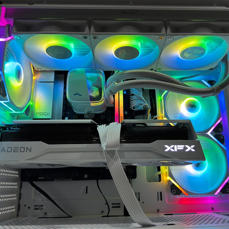 Optima DS900 Air White Desktop Gaming PC | AMD Ryzen 7 7800X3D | 32GB (2x16GB) RAM | 1TB SSD | RX 9070 XT | Windows 11 Pro