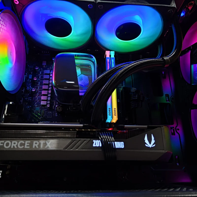Sophos PRO FORGE Black Desktop Gaming PC | AMD Ryzen 7 7700 | 32GB (2x16GB) RAM | 1TB SSD | RTX 5070 | Windows 11 Pro