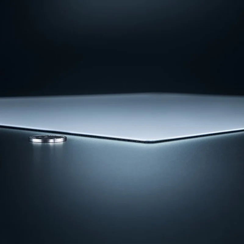 Razer Atlas Pro Ultra-Thin Premium Tempered Glass Gaming Mouse Mat (White)
