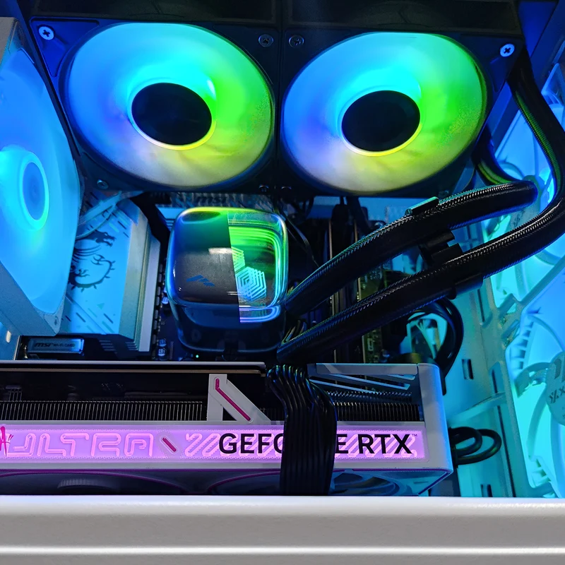 Aurora Atom White Desktop Gaming PC | AMD Ryzen 7 8700F | 16GB (2x8GB) RAM | 1TB SSD | RTX 5060 Ti | Windows 11 Pro
