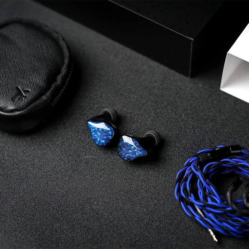 Truthear Nova 1DD + 4BA Hybrid In-Ear Monitor with Detachable Cable