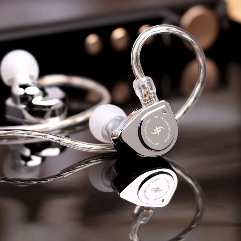 SIMGOT EW200 10mm SCP Diaphragm Dual-Magnetic-Circuit & Dual-Cavity Dynamic Driver In-Ear Earphones (Silver)