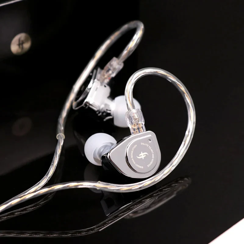 SIMGOT EW200 10mm SCP Diaphragm Dual-Magnetic-Circuit & Dual-Cavity Dynamic Driver In-Ear Earphones (Silver)