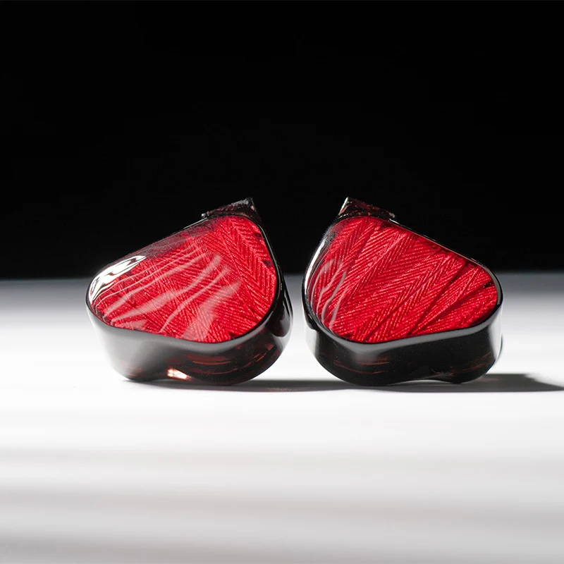 Truthear x Crinacle Zero: RED Dual Dynamic Driver In-ear Monitor with Detachable Cable