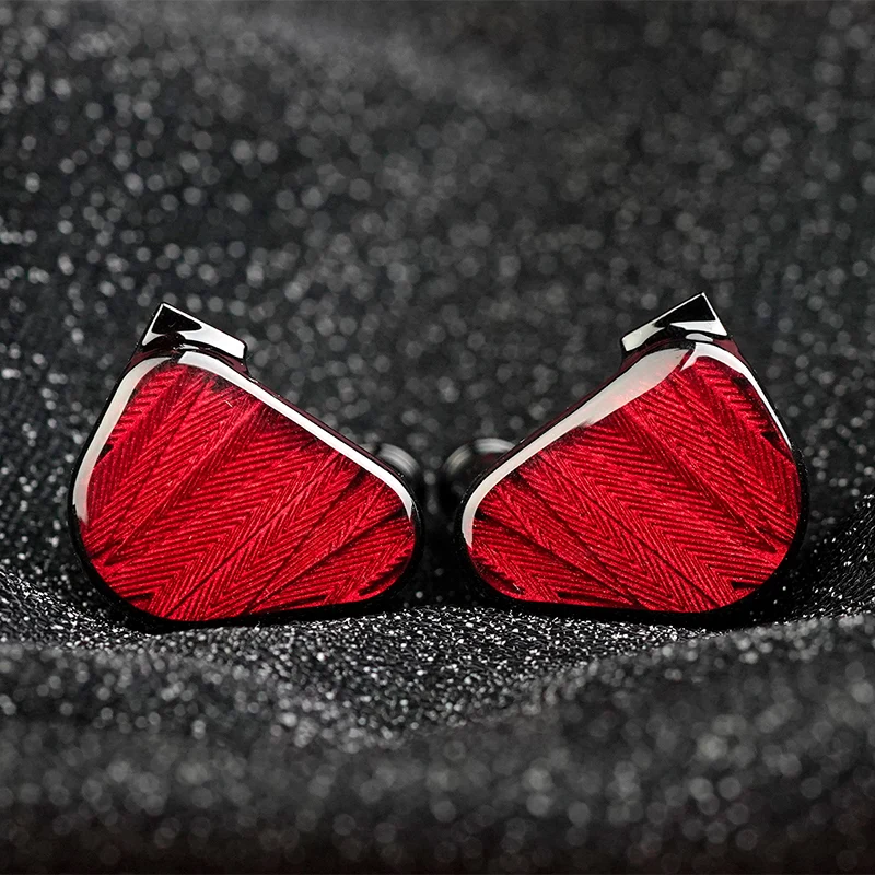 Truthear x Crinacle Zero: RED Dual Dynamic Driver In-ear Monitor with Detachable Cable