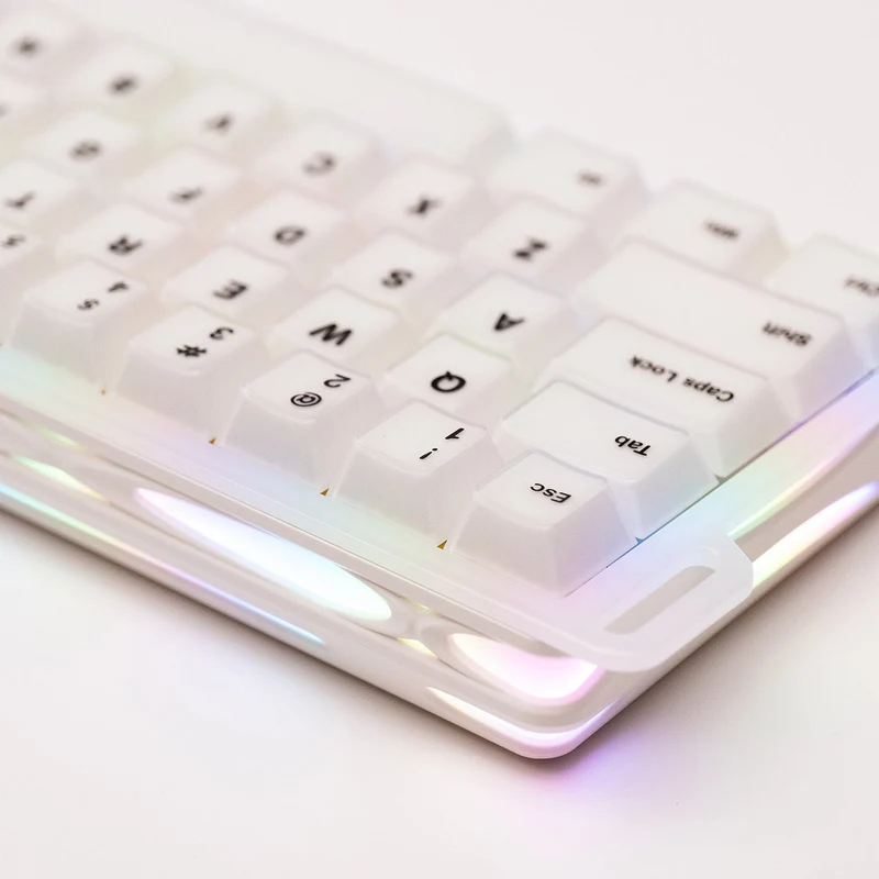 MonsGeek Verve 68 HE Wired RGB Magnetic Keyboard (Misty White) (Akko Flash Magnetic Switch) (101-VEVEB-000)