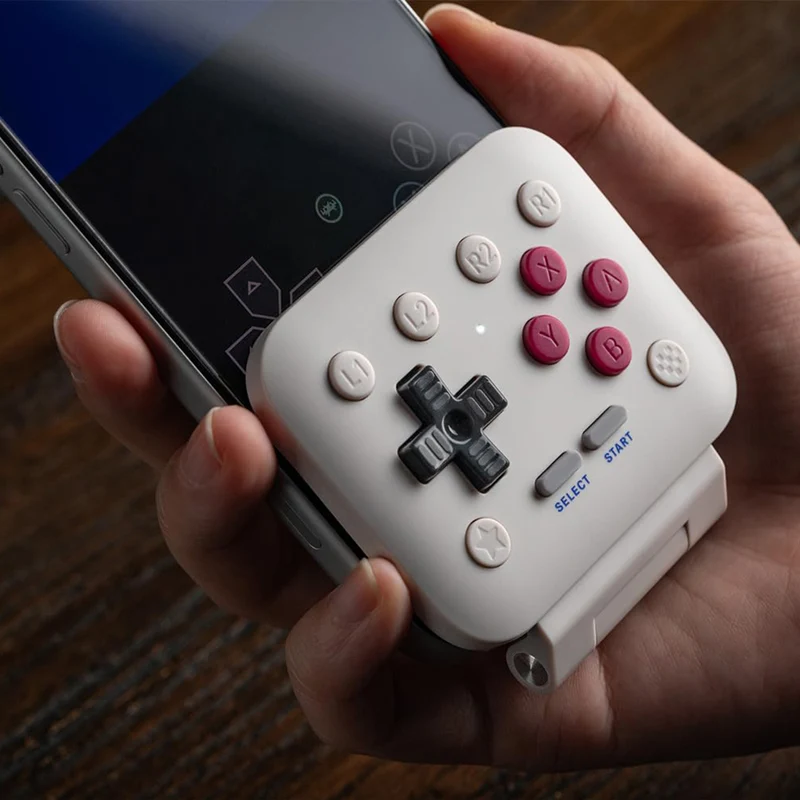 8Bitdo FlipPad USB-C Mobile Gaming Controller for iOS/ Android (G Classic Ed.) (85JA)