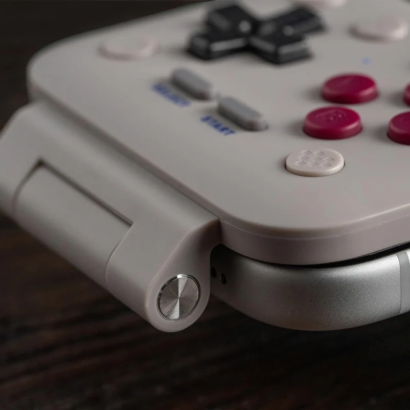 8Bitdo FlipPad USB-C Mobile Gaming Controller for iOS/ Android (G Classic Ed.) (85JA)