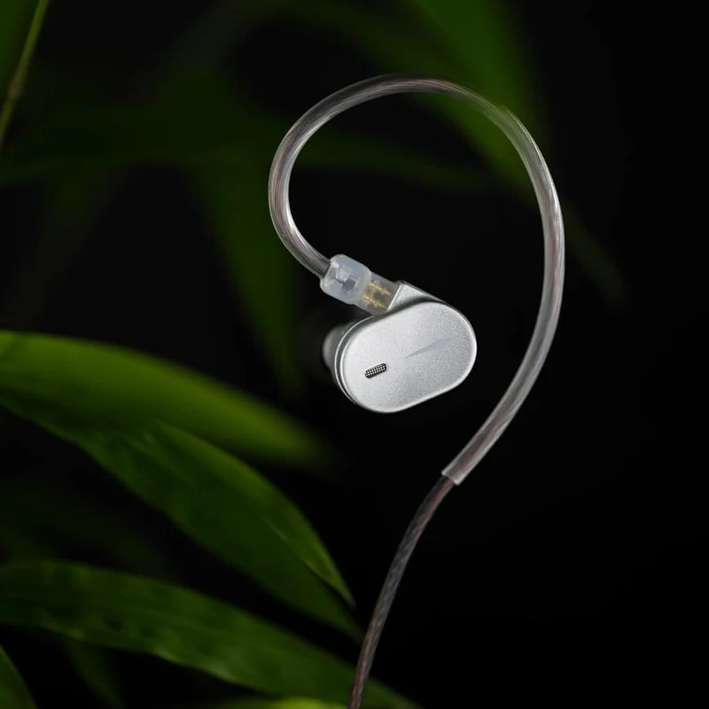 Moondrop CHU III High-Performance Dynamic Driver In-Ear Earphones (Black, Silver)