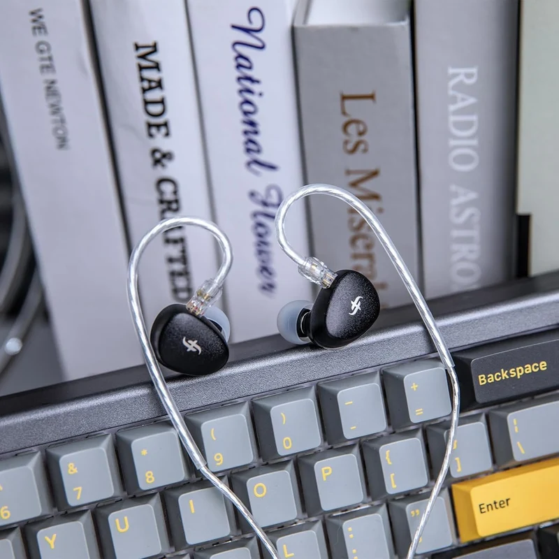 SIMGOT EA500 DSP Dual-Magnetic Dual-Chamber DLC 10mm Dynamic Driver In-Ear Monitor, with All Metal Cavity, Replaceable Tuning Nozzle, Detachable 2 Pin OFC Silver Plated Cable (Black)