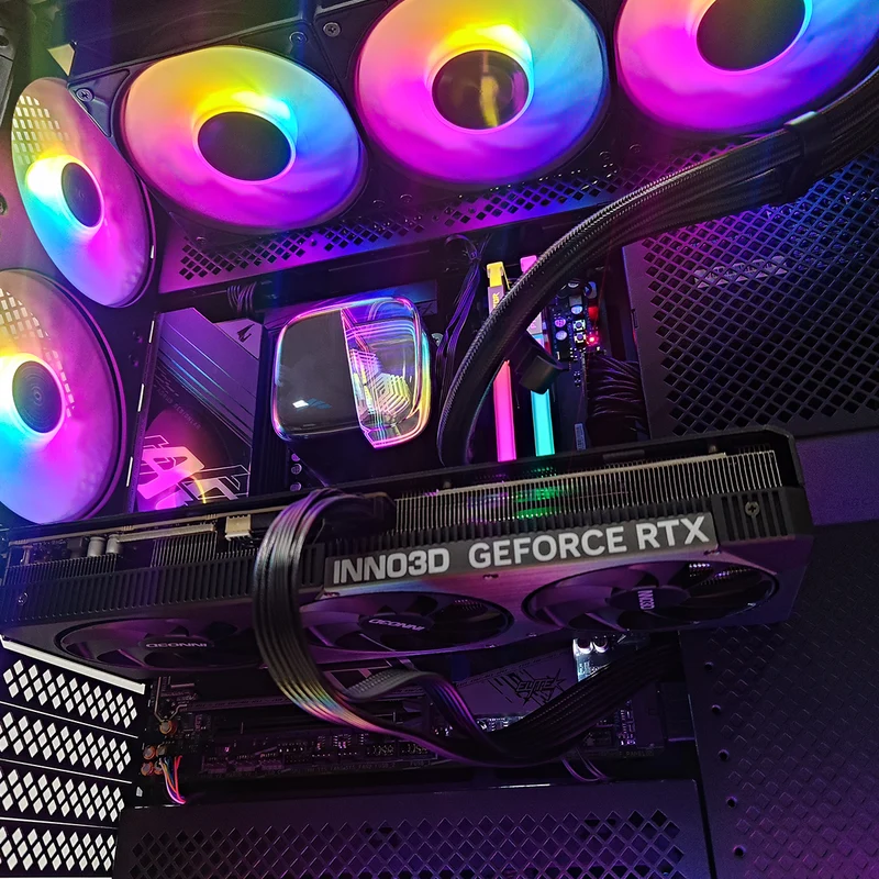 Ultra HS01 Pro Black Desktop Gaming PC | AMD Ryzen 7 9800X3D | 32GB (2x16GB) RAM | 2TB SSD | RTX 5070 Ti | Windows 11 Pro