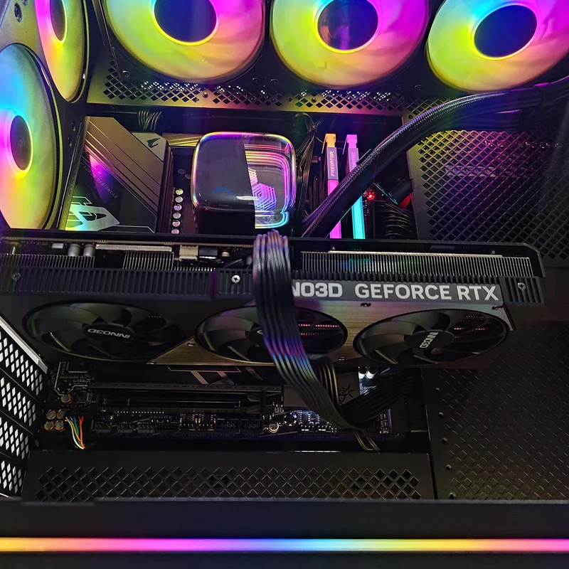 Ultra HS01 Pro Black Desktop Gaming PC | AMD Ryzen 7 9800X3D | 32GB (2x16GB) RAM | 2TB SSD | RTX 5070 Ti | Windows 11 Pro