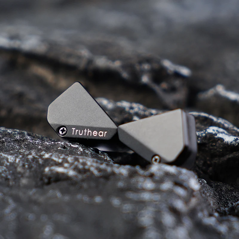 Truthear Hexa 1DD + 3BA Hybrid Drivers In-Ear Monitor with Detachable Cable