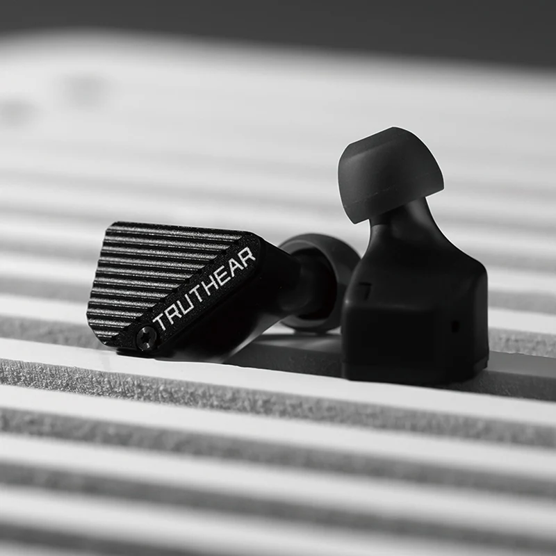 Truthear Pure 1DD + 3BA Hybrid In-Ear Monitor with Detachable Cable (Black)