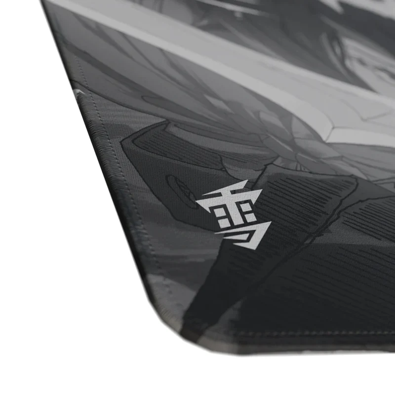 Yuki Aim Monokuro Cloth Mousepad (500x500x3.7mm)