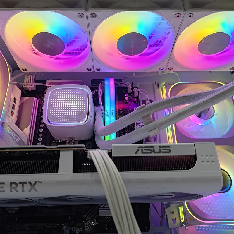 Sophos Astral White Desktop Gaming PC | AMD Ryzen 7 7700X | 32GB (2x16GB) RAM | 1TB SSD | RTX 5070 OC | Windows 11 Pro