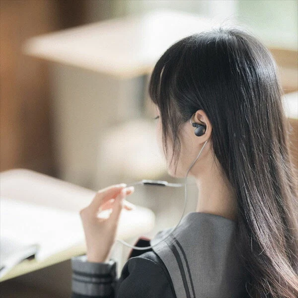 Moondrop CHU II DSP High-Performance Dynamic Driver In-ear Earphones